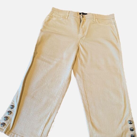 NYDJ Cream Denim Cropped Jeans Size 14 Button Decoration On Leg New - Picture 2 of 10